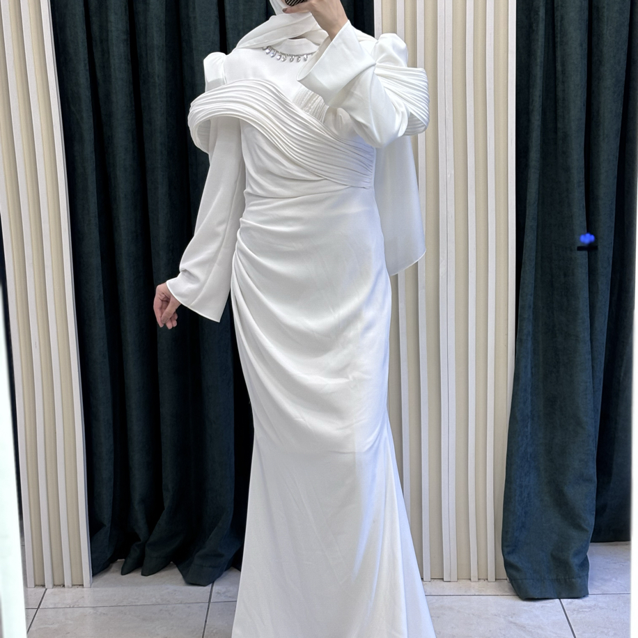 Elegansprive_c7b4830a377e429402aa594dd45af3fb Queen abiye - Görsel 1